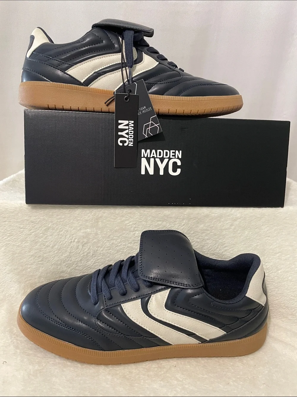 Men's Navy & White Retro Court Sneaker